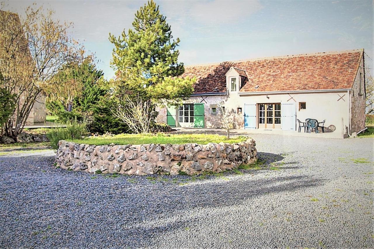 Gite De La Courtaudiere Le Petit-Pressigny Dış mekan fotoğraf